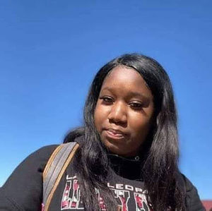 Meet your Posher, Lucy